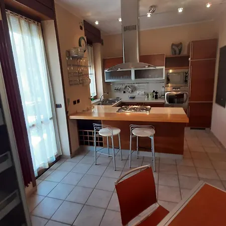 Pagani Apartamento *