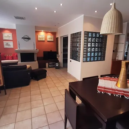 Pagani Apartamento *