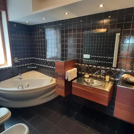 Pagani Apartamento *